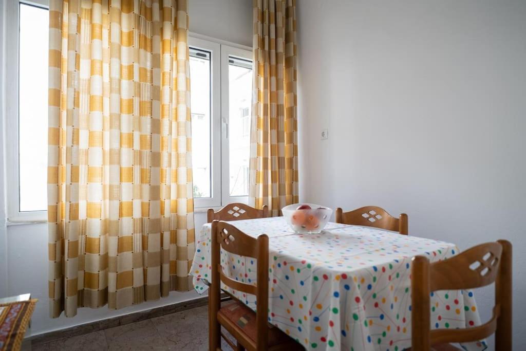 Theoni Central Apartment Καλαμπάκα Εξωτερικό φωτογραφία